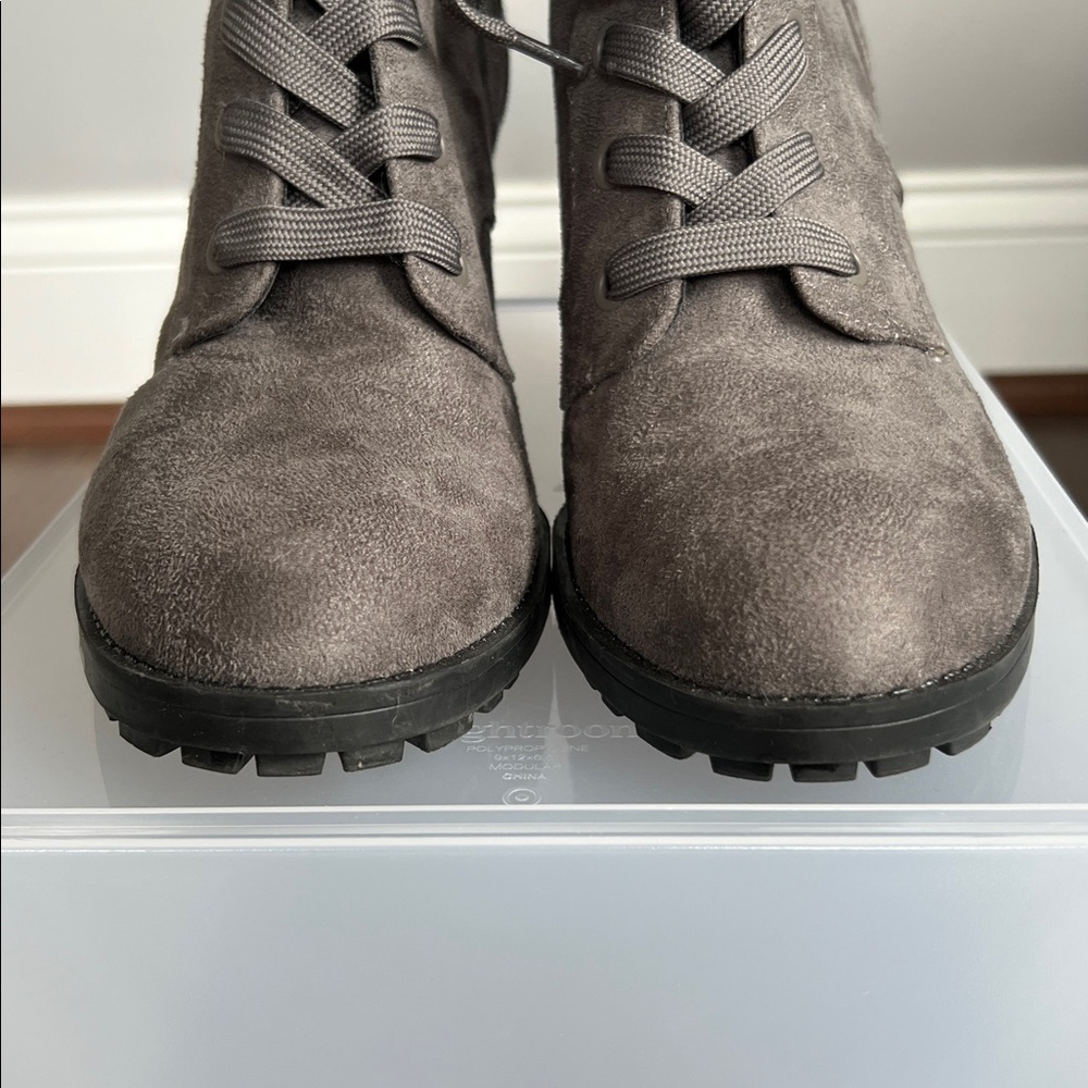 Calvin Klein Eliana 2 Boots - Picture 6 of 10